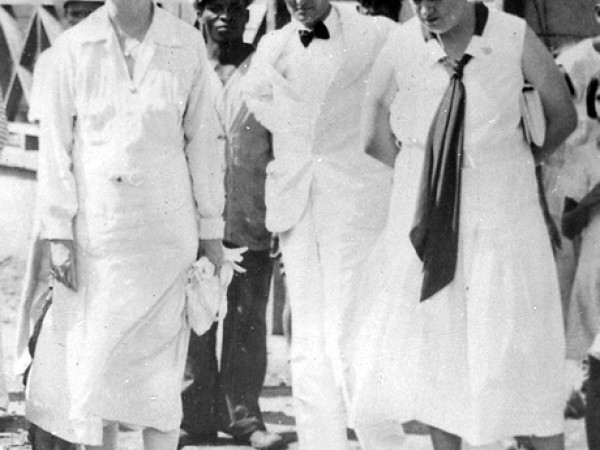 Eleanor Roosevelt and Lorena Hickok in Puerto Rico 460x470 public domain